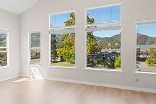 4 Teakwood Ct, San Rafael, CA 94901 - Photo 18