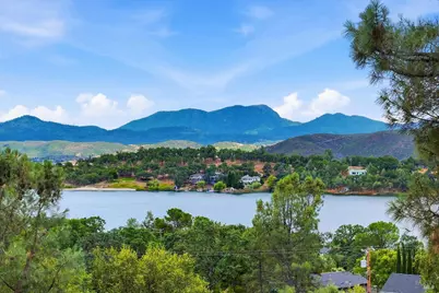 18685 Oak Grove Road, Hidden Valley Lake, CA 95467 - Photo 12