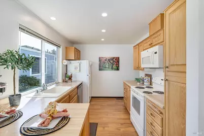 56 Falcon Crest Circle, Napa, CA 94558 - Photo 16