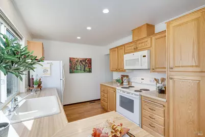 56 Falcon Crest Circle, Napa, CA 94558 - Photo 18