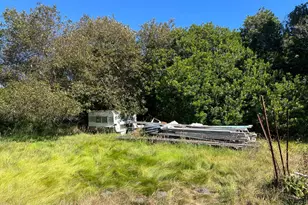 25221 Ward Ave, Fort Bragg, CA 95437 - Photo 14