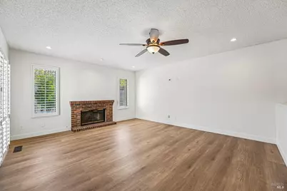 7628 Mandolin Way, Rohnert Park, CA 94928 - Photo 22