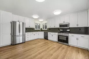 7628 Mandolin Way, Rohnert Park, CA 94928 - Photo 4