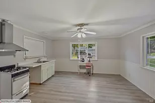 1020 Broadmoor Dr, Napa, CA 94558 - Photo 24