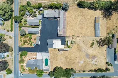 724 Liberty Road, Petaluma, CA 94952 - Photo 4