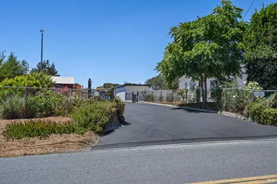 724 Liberty Road, Petaluma, CA 94952 - Photo 18