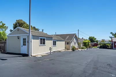 724 Liberty Road, Petaluma, CA 94952 - Photo 6