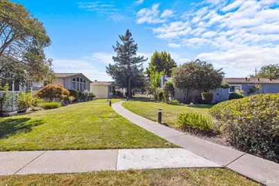 1513 Florence Way, Petaluma, CA 94954 - Photo 32
