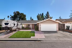 433 Dahlia St, Fairfield, CA 94533 - Photo 1