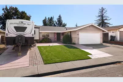 433 Dahlia Street, Fairfield, CA 94533 - Photo 2