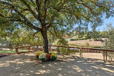1096 Alpine Court, Napa, CA 94558 - Photo 20