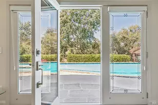 1096 Alpine Ct, Napa, CA 94558 - Photo 6