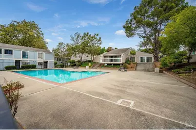 900 Southampton Road #11, Benicia, CA 94510 - Photo 30