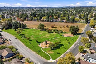 2110 Rosemary Ct, Petaluma, CA 94954 - Photo 54