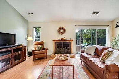 456 Greenbrier Court, Benicia, CA 94510 - Photo 6