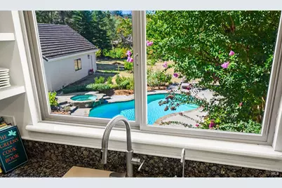 231 Zinfandel Road, Healdsburg, CA 95448 - Photo 14
