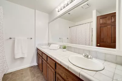 7270 Summerwood Lane, Vacaville, CA 95688 - Photo 38