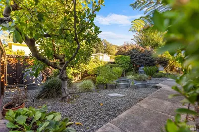296 W Thomson Avenue, Sonoma, CA 95476 - Photo 38