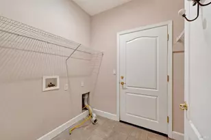 101 Clover Springs Dr, Cloverdale, CA 95425 - Photo 26