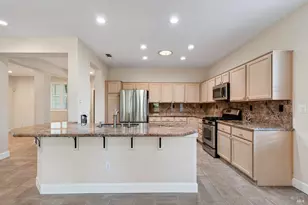 101 Clover Springs Dr, Cloverdale, CA 95425 - Photo 4