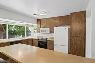 2257 Ross Pl, Fairfield, CA 94533 - Photo 16