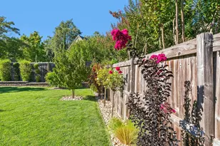823 Crocus Dr, Sonoma, CA 95476 - Photo 32