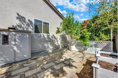 2725 Seminole Drive, Fairfield, CA 94534 - Photo 82