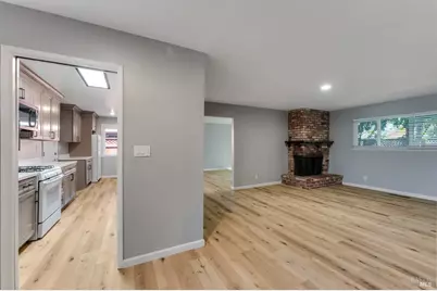 4960 Snark Avenue, Santa Rosa, CA 95409 - Photo 8