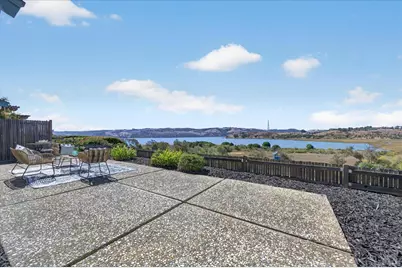 1528 London Circle, Benicia, CA 94510 - Photo 16