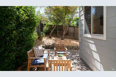 1014 Addison Circle, Petaluma, CA 94952 - Photo 32