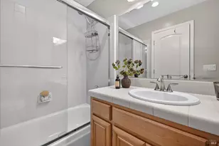 821 Wildflower Ct, Petaluma, CA 94954 - Photo 32