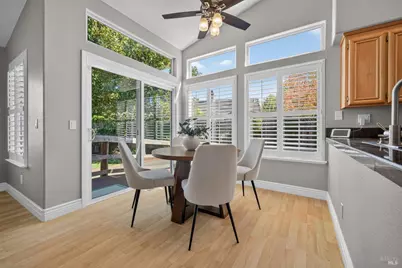 821 Wildflower Court, Petaluma, CA 94954 - Photo 22