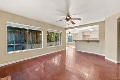 914 Buckingham Drive, Windsor, CA 95492 - Photo 16