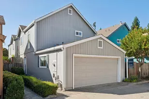 316 White Pine Ct, Santa Rosa, CA 95403 - Photo 2