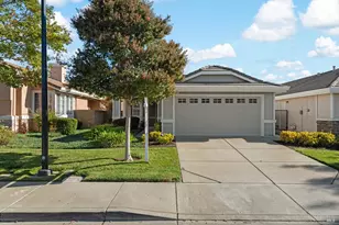 460 Mandarin Cir, Vacaville, CA 95687 - Photo 1