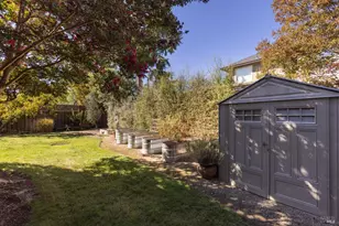 9119 St James Pl, Windsor, CA 95492 - Photo 36