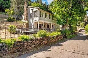 131 Gold Bluff Rd, Downieville, CA 95936 - Photo 2