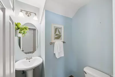 247 Clearpointe Drive, Vallejo, CA 94591 - Photo 12