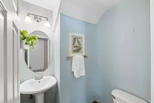 247 Clearpointe Dr, Vallejo, CA 94591 - Photo 12