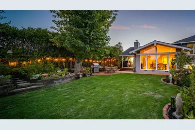 212 San Marino Drive, San Rafael, CA 94901 - Photo 12