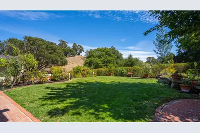 212 San Marino Drive, San Rafael, CA 94901 - Photo 48