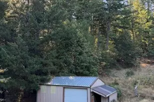 7101 Fitzhugh Rd, Laytonville, CA 95454 - Photo 4