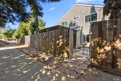 645 Snapdragon Place, Benicia, CA 94510 - Photo 48