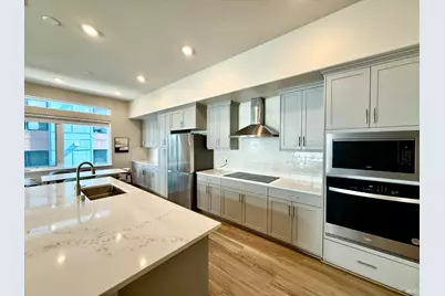 3356 Petunia Court #403, San Jose, CA 95117 - Photo 4