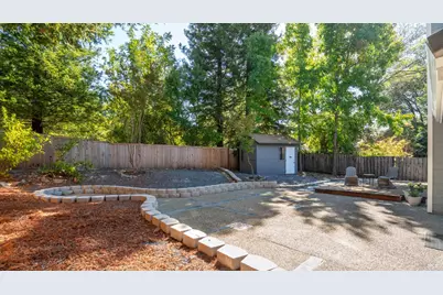 9514 Lazy Creek Drive, Windsor, CA 95492 - Photo 14