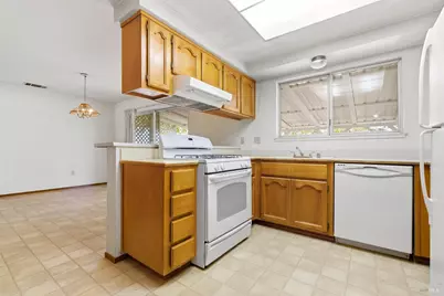 7615 Harvest Lane, Vacaville, CA 95688 - Photo 14