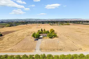 7615 Harvest Ln, Vacaville, CA 95688 - Photo 2