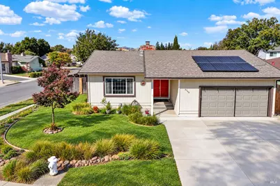 2798 Toland Drive, Fairfield, CA 94534 - Photo 2
