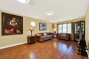 262 N Alamo Dr, Vacaville, CA 95688 - Photo 6