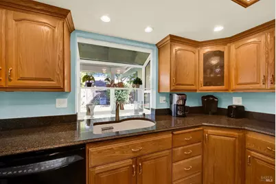 279 Park Lane, Vacaville, CA 95687 - Photo 18